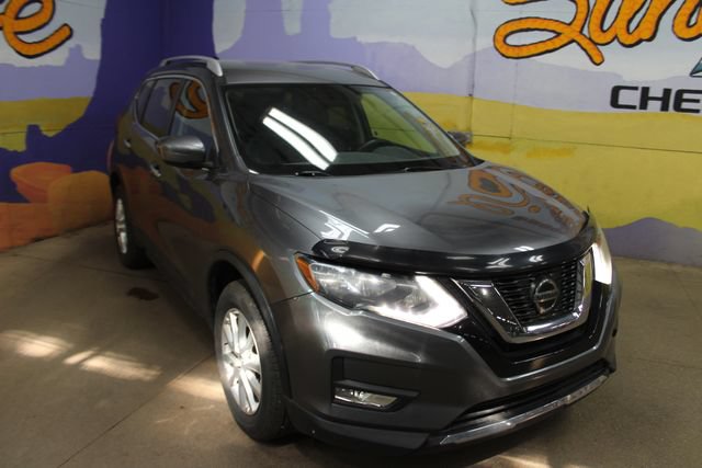 Used 2018 Nissan Rogue SV AWD/4WD image 2