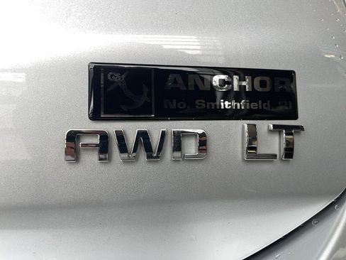 Used 2020 Chevrolet Equinox LT image 24