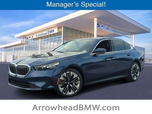 New 2026 BMW 530i w/ Premium Package image 1