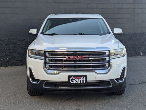 Used 2023 GMC Acadia SLE image 2