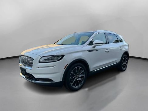 Used 2022 Lincoln Nautilus Reserve w/ Cargo Utility Package AWD/4WD image 5