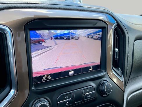 Used 2020 Chevrolet Silverado 1500 High Country w/ Z71 Off-Road Package AWD/4WD image 27