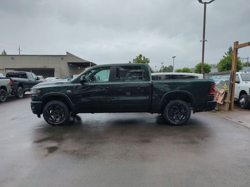 New 2026 RAM 1500 4x4 Crew Cab image 4