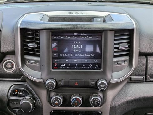 Used 2019 RAM 1500 Big Horn image 18