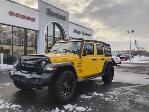 Used 2018 Jeep Wrangler Unlimited Sport S image 1