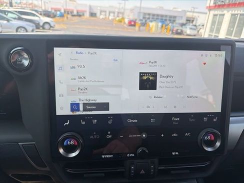 Certified 2025 Lexus GX 550 w/ Cold Area Package image 15