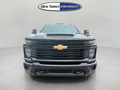 New 2026 Chevrolet Silverado 2500 Custom w/ Custom Value Package AWD/4WD image 2
