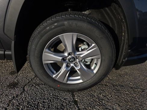 New 2025 Toyota RAV4 XLE image 12