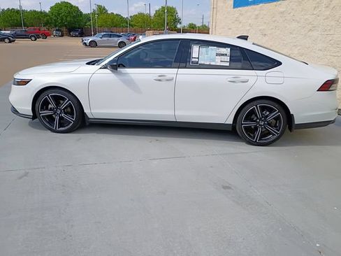 New 2026 Honda Accord SE image 4