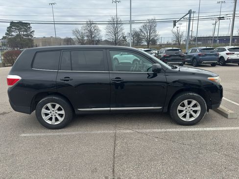 Used 2012 Toyota Highlander 4WD image 6