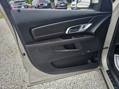 Used 2013 GMC Terrain SLE w/ Chrome and Technology Package image 15