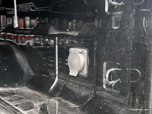 Used 2024 GMC Canyon Elevation w/ Convenience Package image 28