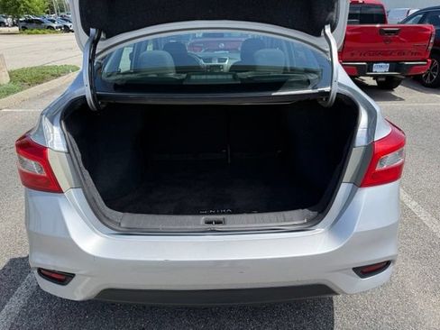 Used 2017 Nissan Sentra S w/ S Style Package FWD image 10