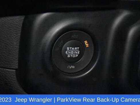 Used 2023 Jeep Wrangler Unlimited Sahara image 18