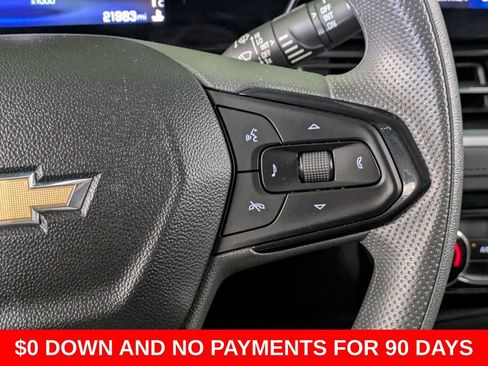Used 2025 Chevrolet TrailBlazer LT AWD/4WD image 21