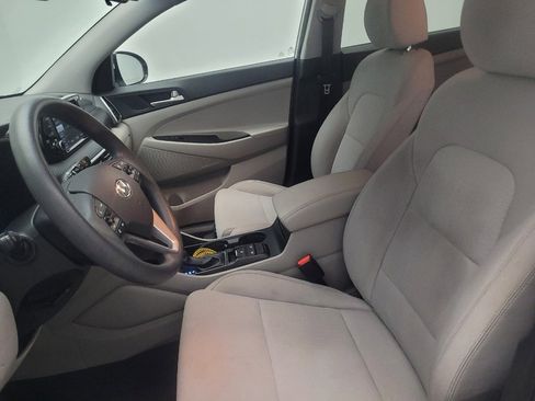 Used 2020 Hyundai Tucson Value FWD image 17