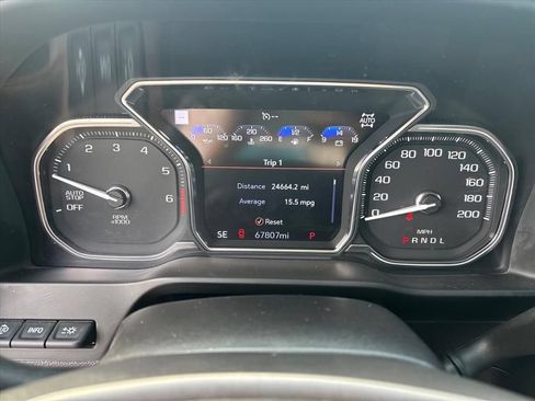 Used 2019 GMC Sierra 1500 AT4 w/ Off Road Performance Package AWD/4WD image 29