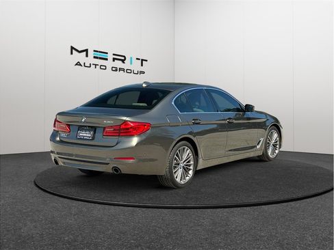 Used 2019 BMW 530i RWD image 9