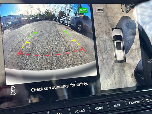 New 2025 Nissan Pathfinder SL image 29