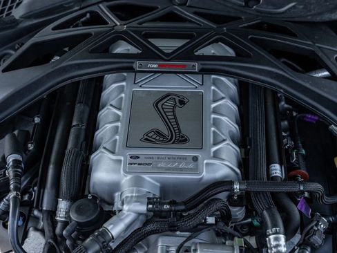 Used 2020 Ford Mustang Shelby GT500 w/ Technology Package image 36