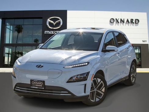 Used 2023 Hyundai Kona SEL image 1