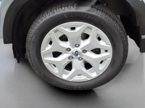 Used 2021 Subaru Forester AWD/4WD image 25