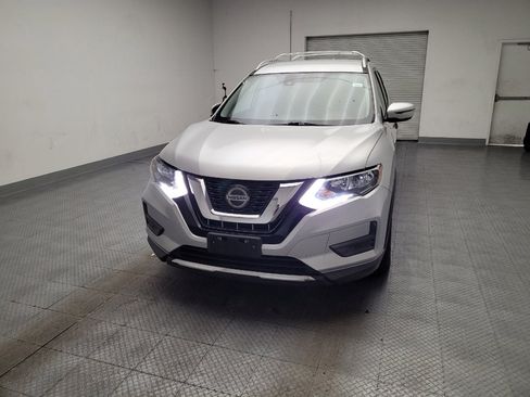 Used 2019 Nissan Rogue SV FWD image 15