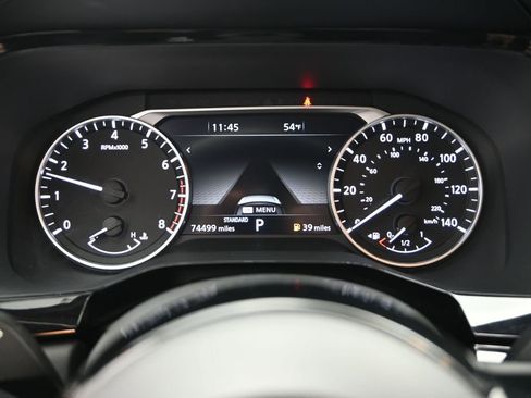 Used 2022 Nissan Pathfinder SL w/ SL Premium Package image 23