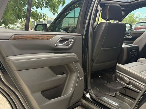 Used 2024 Chevrolet Tahoe Premier w/ Premium Package RWD image 35