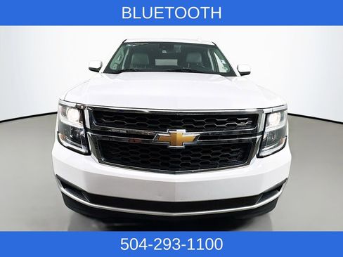 Used 2019 Chevrolet Suburban LT image 2