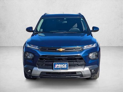 Used 2022 Chevrolet TrailBlazer LT image 2