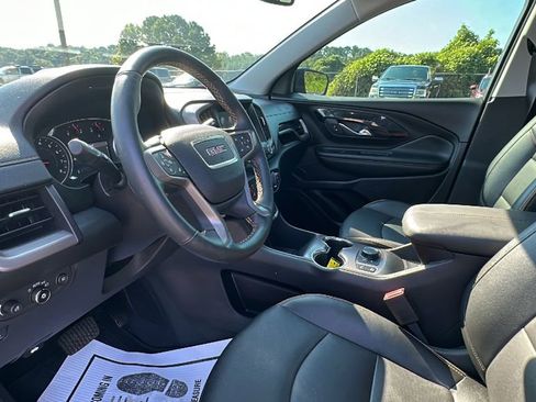 Used 2024 GMC Terrain AT4 image 11