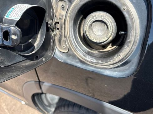 Used 2019 Honda Pilot Touring image 37