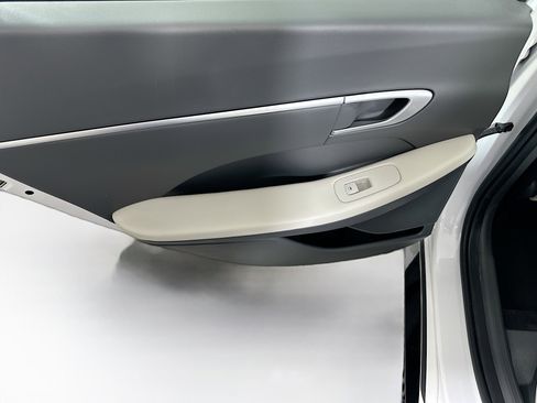 Used 2025 Hyundai Sonata SEL image 25