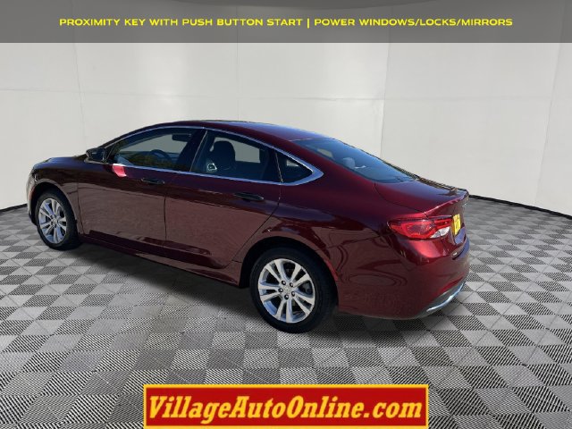 Used 2016 Chrysler 200 Limited FWD image 2