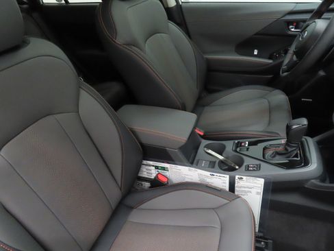 New 2025 Subaru Crosstrek 2.5i Limited w/ Crosstrek Mirror Package image 27