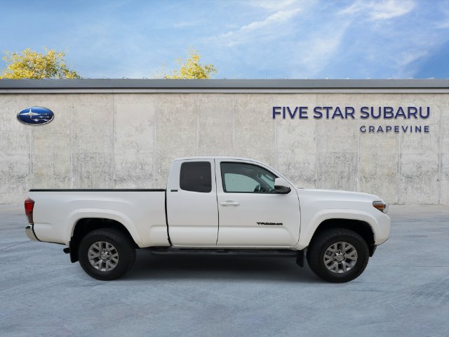 Used 2019 Toyota Tacoma SR5 AWD/4WD image 9