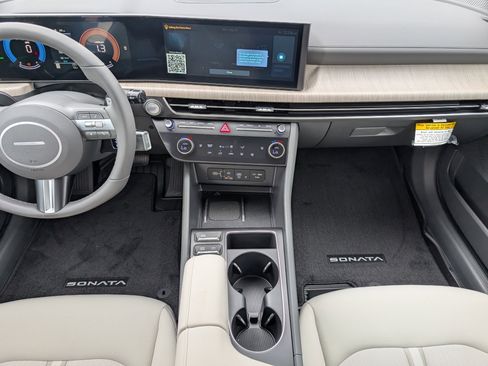 New 2025 Hyundai Sonata SEL FWD image 7