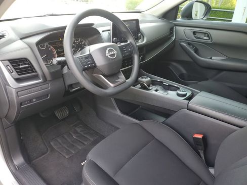 Certified 2025 Nissan Rogue S AWD/4WD image 23