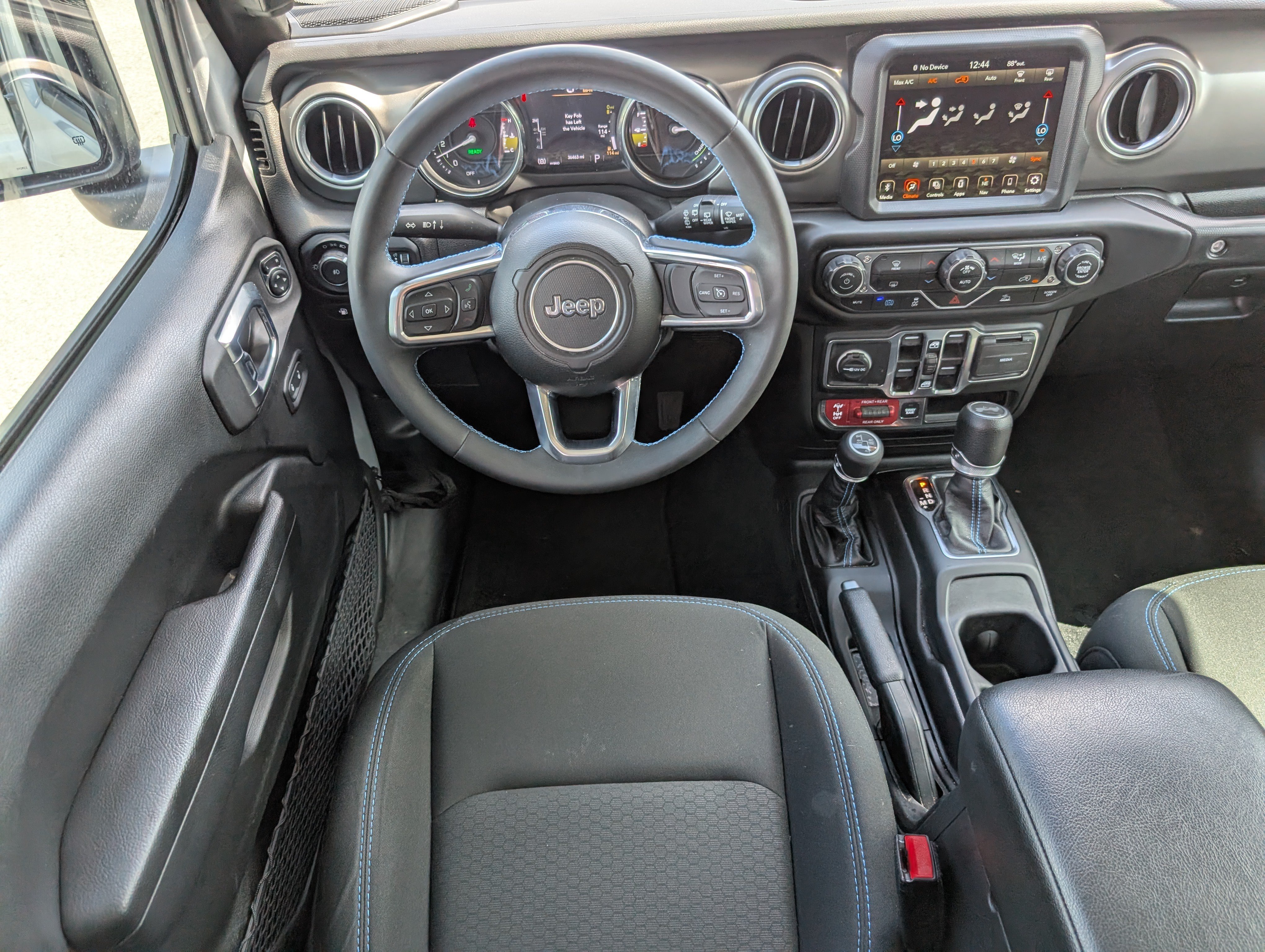 Used 2023 Jeep Wrangler Unlimited Rubicon 4xe AWD/4WD image 6