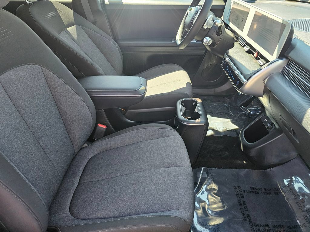 Certified 2024 Hyundai Ioniq 5 SE RWD image 11