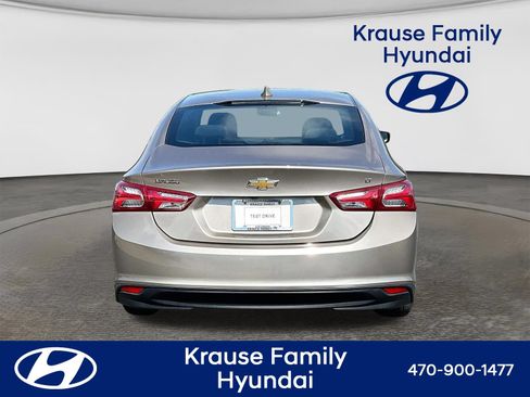 Used 2022 Chevrolet Malibu LT FWD image 6