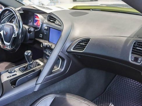 Used 2018 Chevrolet Corvette Z06 w/ Z07 Performance Package image 33