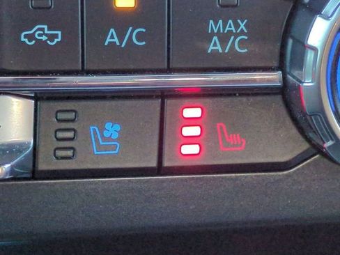 Used 2022 Ford F250 Platinum w/ Tremor Off-Road Package image 24