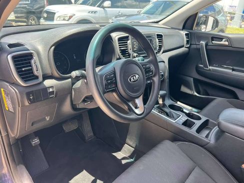 Used 2017 Kia Sportage LX FWD image 12