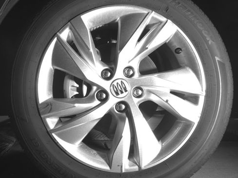 Used 2025 Buick Encore GX Preferred AWD/4WD image 12