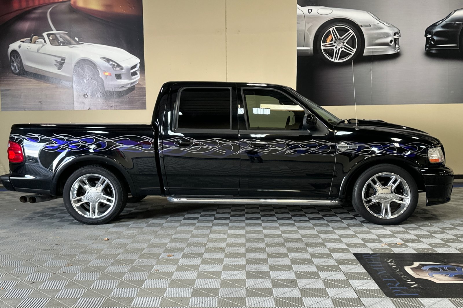 Used 2002 Ford F150 Harley-Davidson RWD image 3