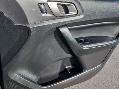 Used 2019 Ford Ranger Lariat w/ Equipment Group 501A Mid image 13