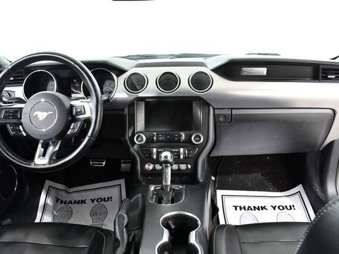 Used 2018 Ford Mustang Premium image 7