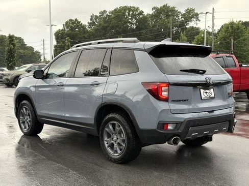 Used 2025 Honda Passport TrailSport image 5